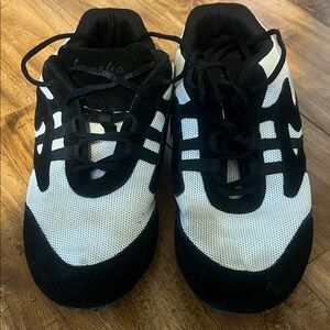 Sansha "Salsette-1" black and white dance sneakers with a suede sole